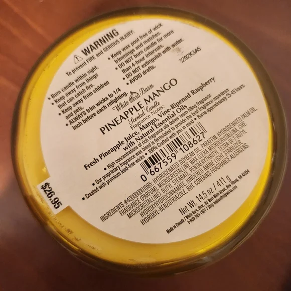 ✨️White Barn Pineapple Mango Candle✨️ - Picture 3 of 3